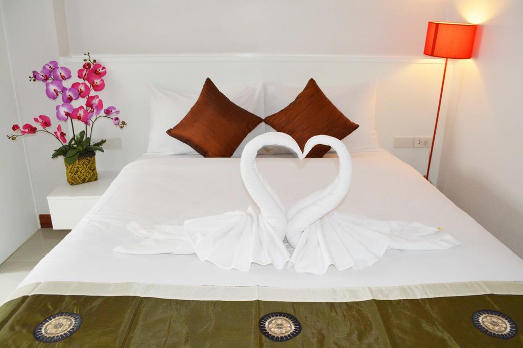 Angelina Guesthouse Patong Δωμάτιο φωτογραφία