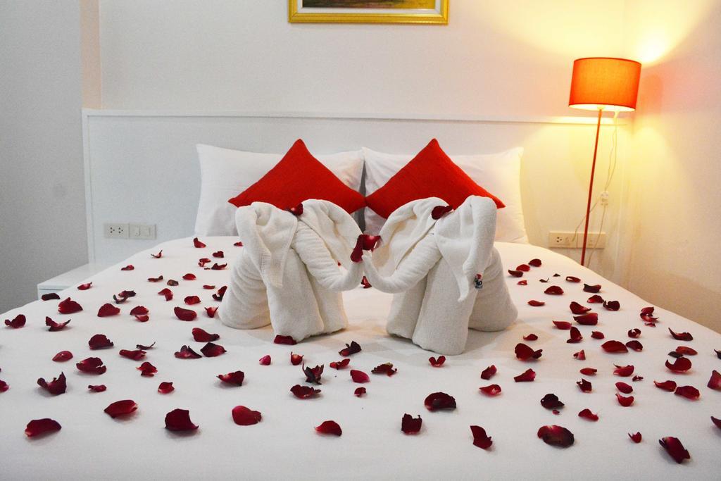 Angelina Guesthouse Patong Δωμάτιο φωτογραφία