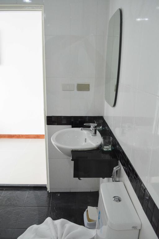 Angelina Guesthouse Patong Δωμάτιο φωτογραφία